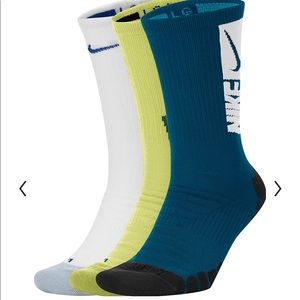 NWT Nike 3 pack crew socks